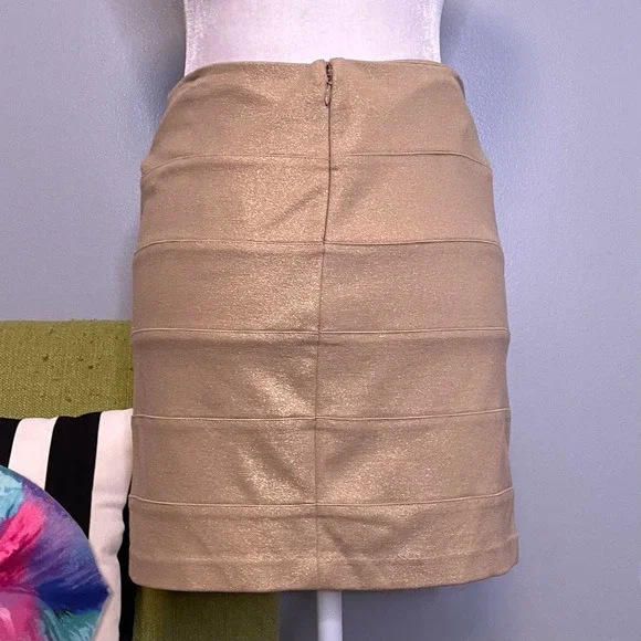 Express Metallic Gold Knit Mini Skirt NEW 2 - Picture 5 of 5